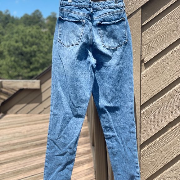 Nordstrom BP Embroidered Straight Leg Mid-Rise Jeans NWOT - Picture 3 of 6